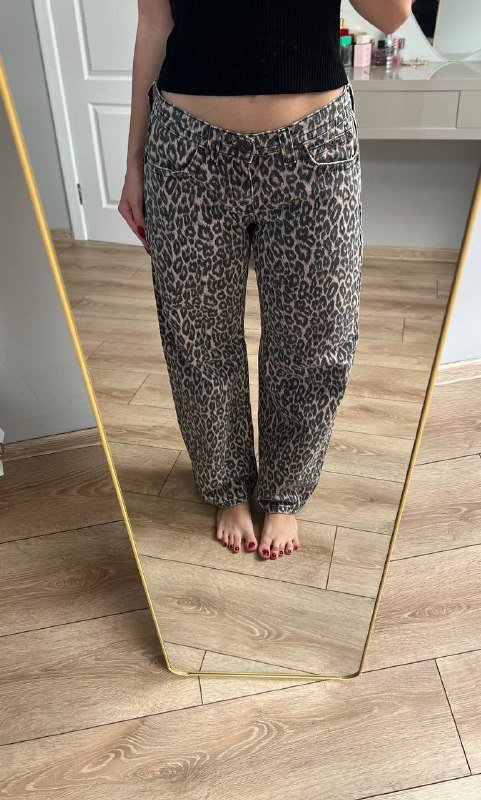 Джинсы леопардовые размер М 2