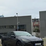 Hyundai Elantra SEL 2