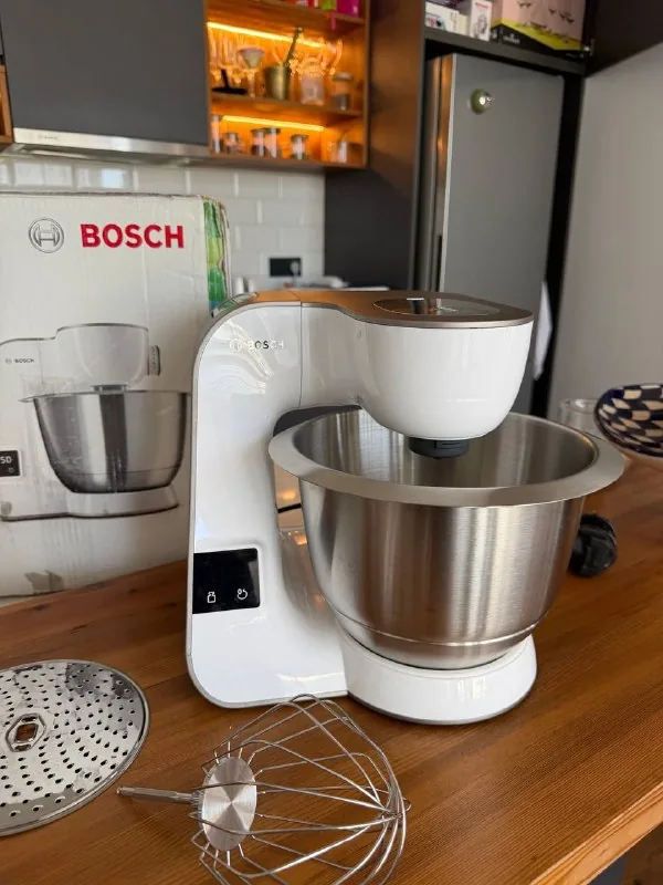 Bosch MUM5XW20 кухонная машина 1