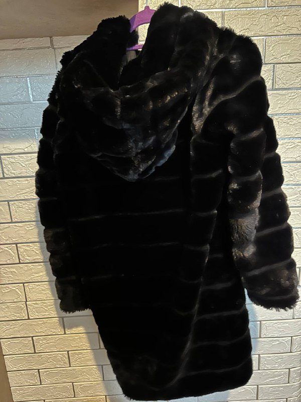 Черная шуба размер М 2