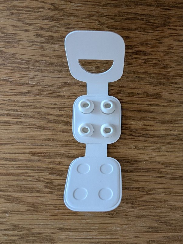 AirPods Pro 1 Gen Lightning, амбушюры M, 2 кейса 3
