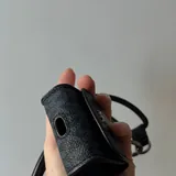 Оригинальный чехол Michael Kors для AirPods 3
