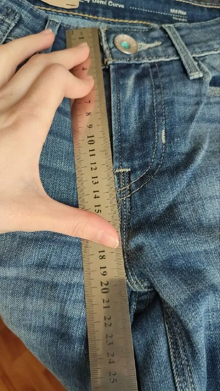Джинсы Levi's 3