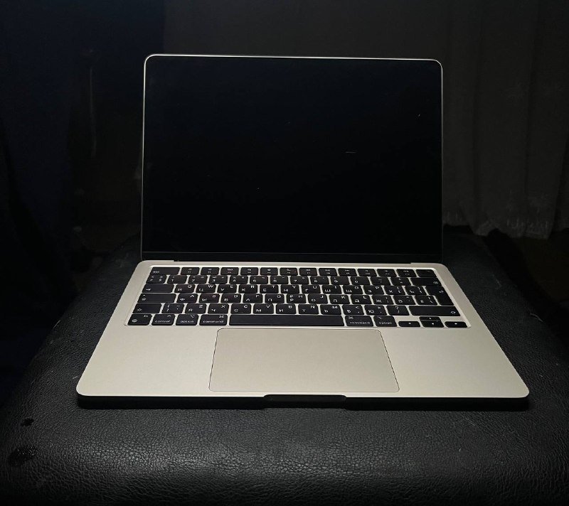 MacBook Air 2022 M2 RAM 16 GB 256 GB