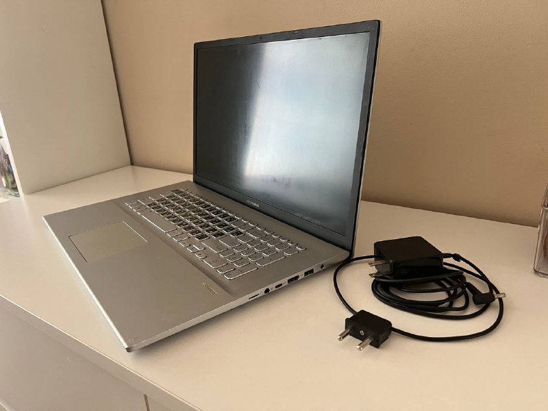 Ноутбук Asus Vivobook 17” 2022 Ryzen 5 16GB 512GB SSD 1TB HDD 3