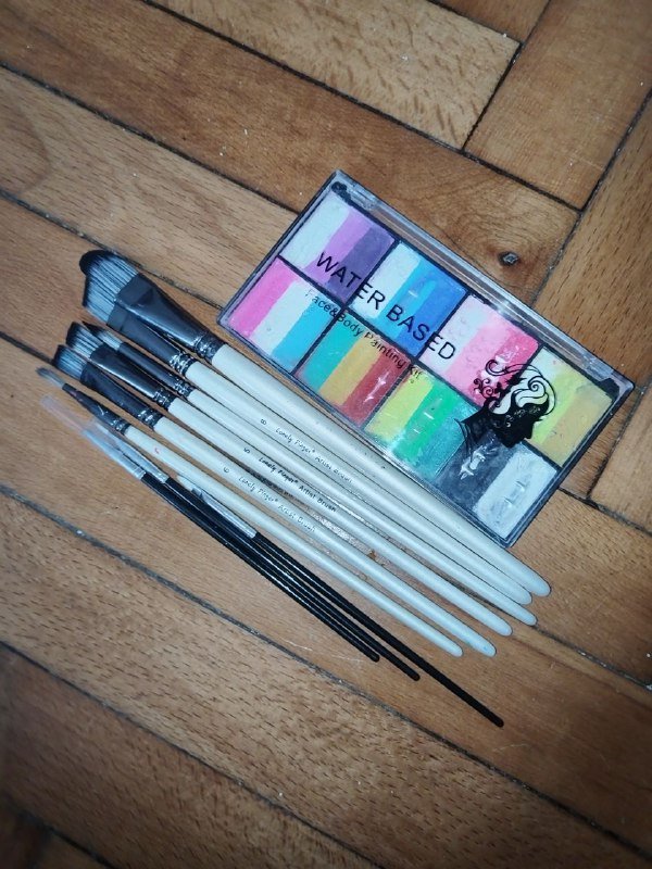 Аквагрим краски и 9 кистей