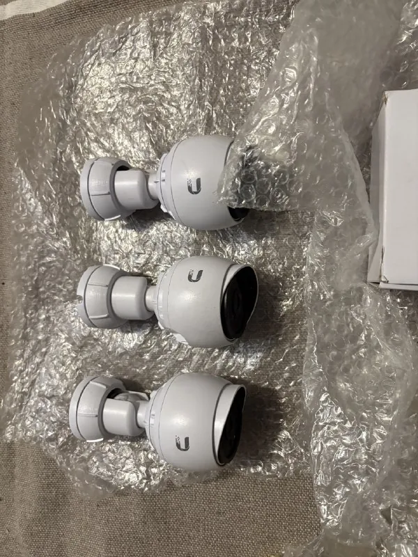 Камеры видеонаблюдения UniFi Bullet, 3 шт
