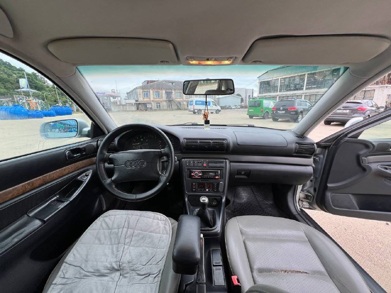 Audi a4 b5 1.6 1997 3