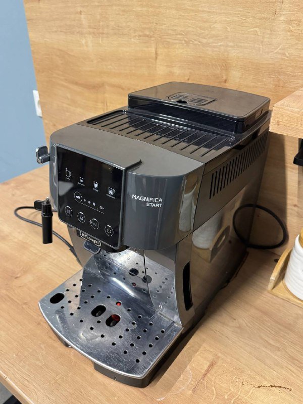 Кофемашина DeLonghi Magnifica Start 3