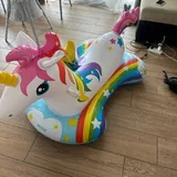 Надувной единорог 1