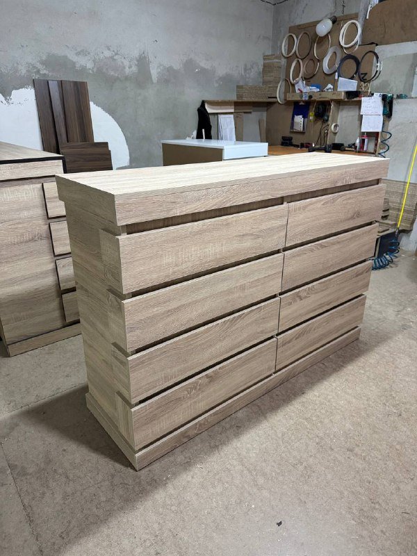 Новый комод с 8 ящиками 2