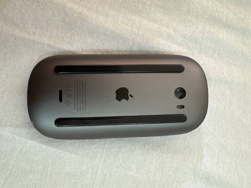 iPhone 11 Pro Max, Apple mouse 2, Скейт 2