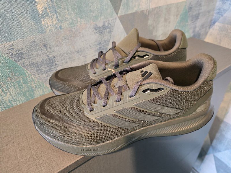 Кроссовки новые оригинальные 44-45 размер 4