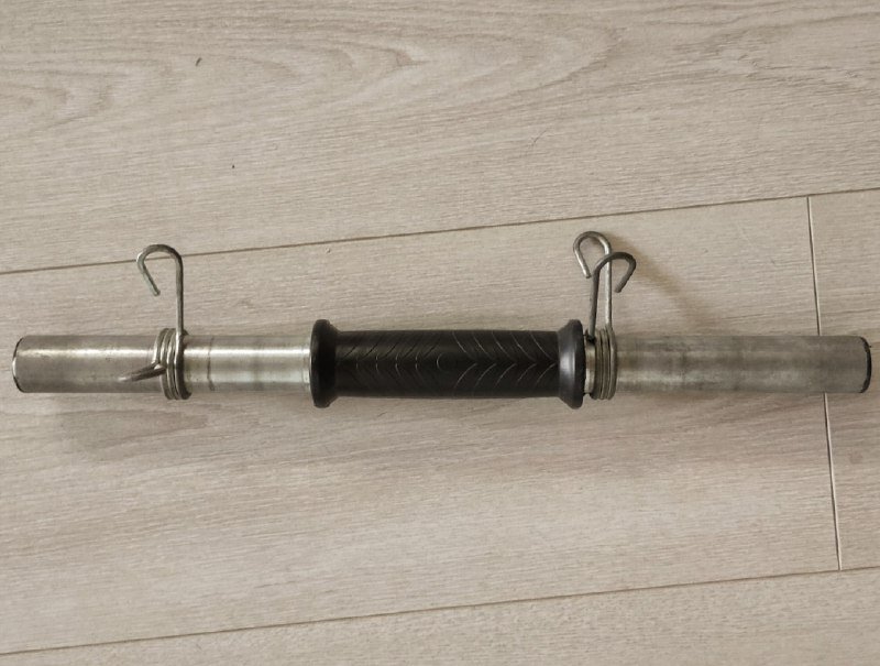 Штанга с дисками для силовых тренировок 4