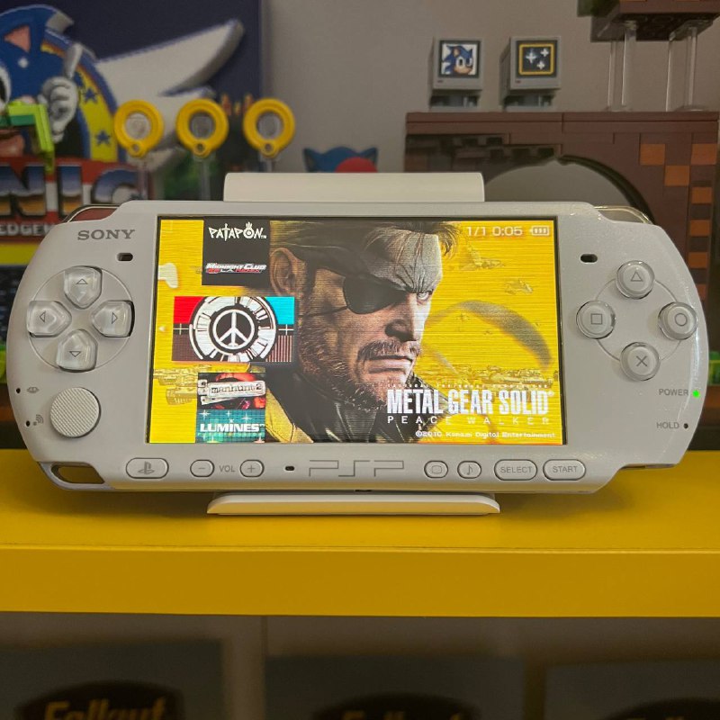 PSP 3000 Pearl White портативная ретро консоль