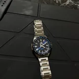 Apple Watch, Casio G-Shock, Edifice 5