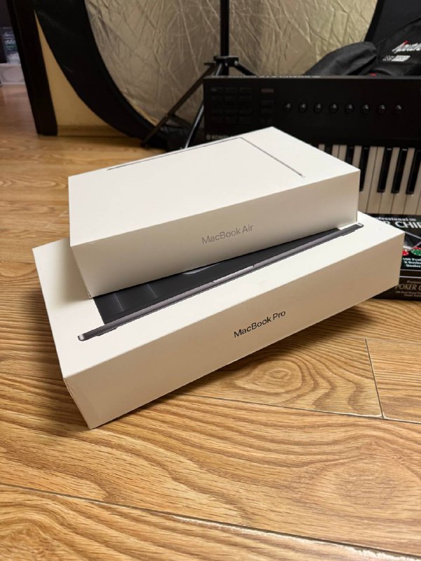 Коробки MacBook Air, MacBook Pro