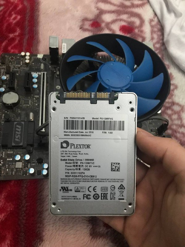 материнская плата MSI B250M PRO-V, процессор I5 7400, ОЗУ Kingston 8ГБ, SSD 120ГБ 4