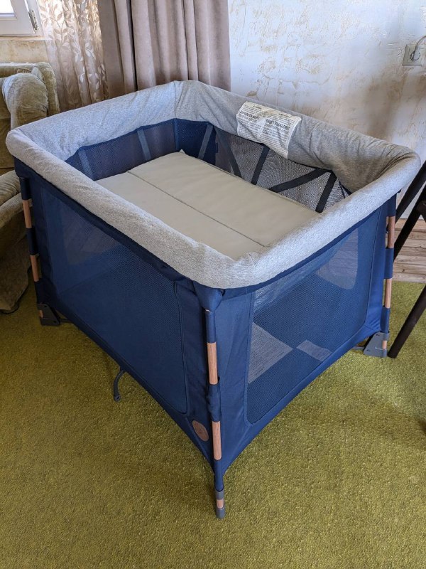 Автокресло Chicco KeyFit 30, Автокресло Evenflo LiteMax, Кенгуру Diva Milano, Люлька и манеж Maxi-Cosi Swift 3-в-1