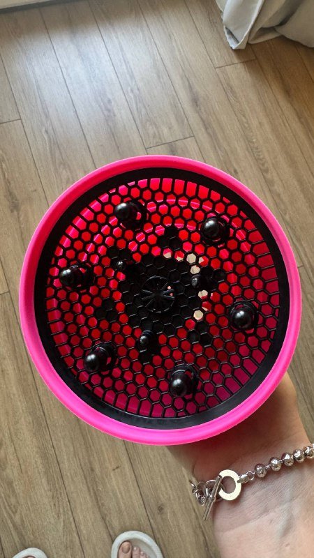 Силиконовый и пластиковый диффузоры для фена 2