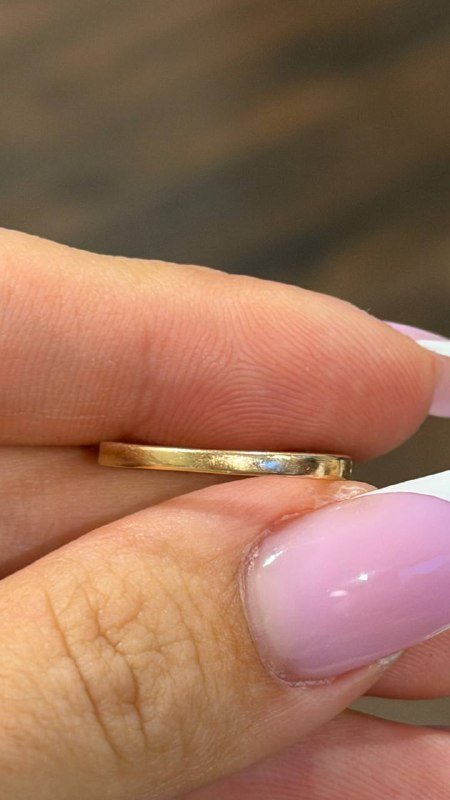 Золотое кольцо с камнями Swarovski 2