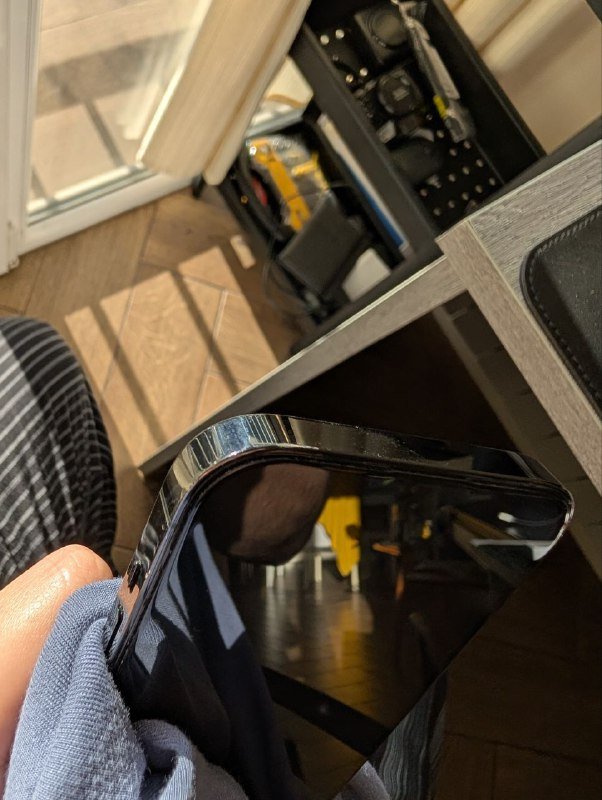 iPhone 14 pro 128 gb с аксессуарами 4