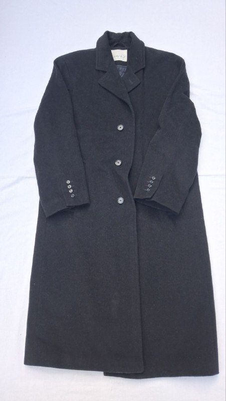 Пальто, кожаные куртки, спортивные штаны, ветровки, трековые куртки