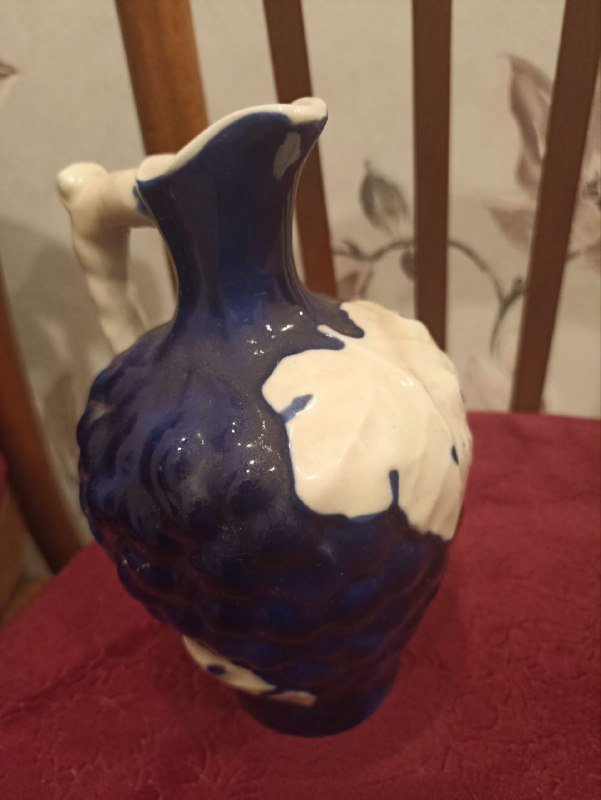 счёты, хрустальные вазы, стулья, графины стеклянные 9