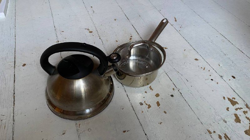 чайник и кастрюля