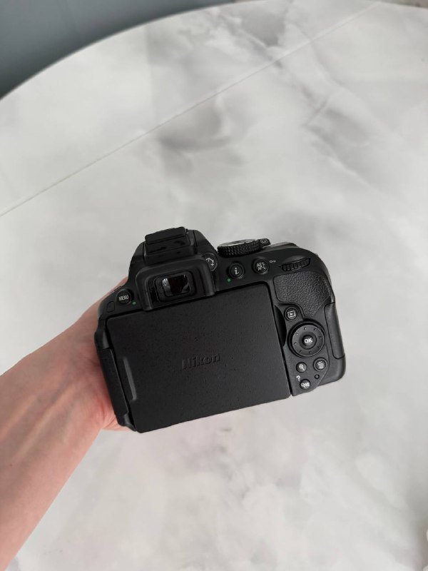 Зеркальный фотоаппарат Nikon d5300 kit 18 55 4