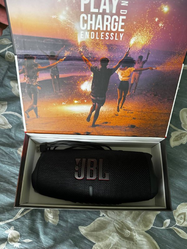 Bluetooth Speaker, JBL, Echo Dot