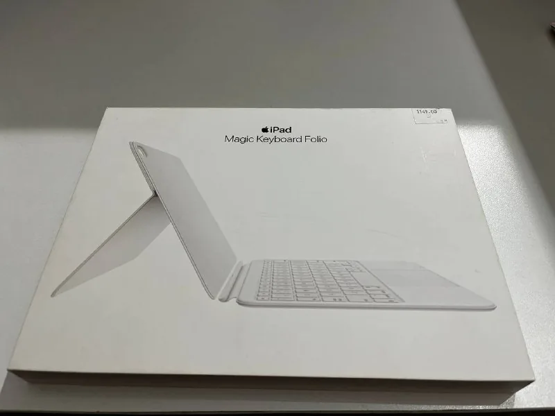 Magic Keyboard Folio 1
