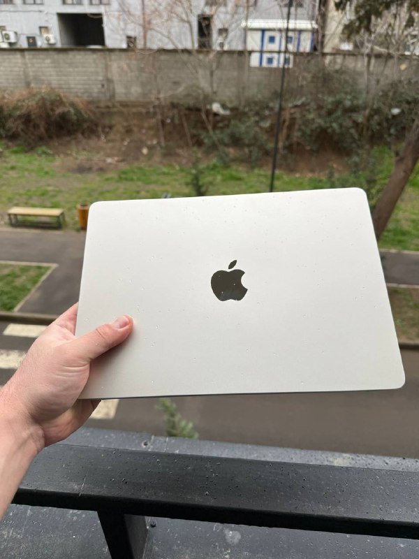 MacBook Air M3 13 дюймов 2024 16 ГБ 256 ГБ SSD