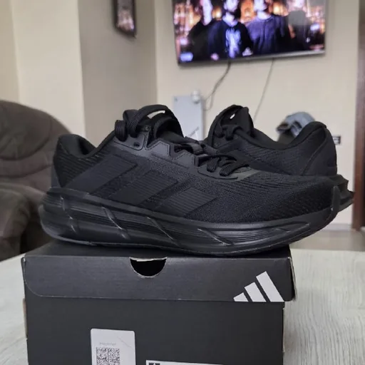 Новые мужские кроссовки Adidas Cloudfoam
