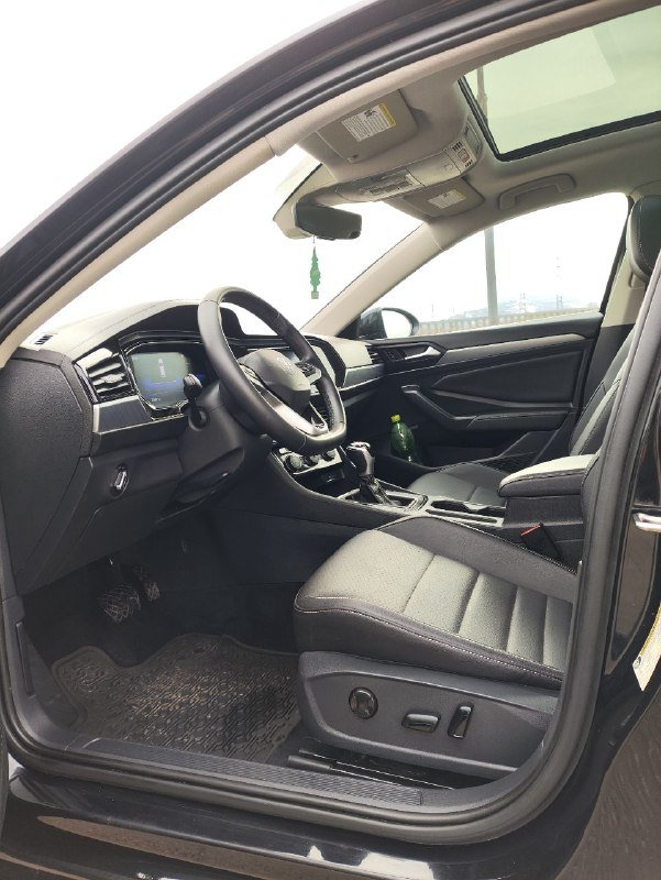 VW Jetta SE 2022 6
