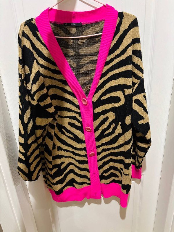 Сумка guess, жилет Calvin Klein, кофта, джинсы