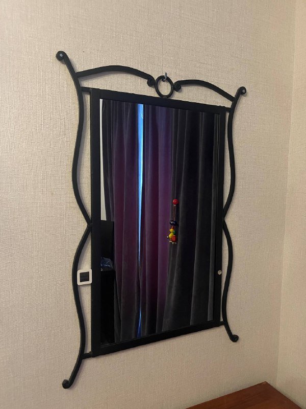 Туалетный столик с зеркалом и стулом 5