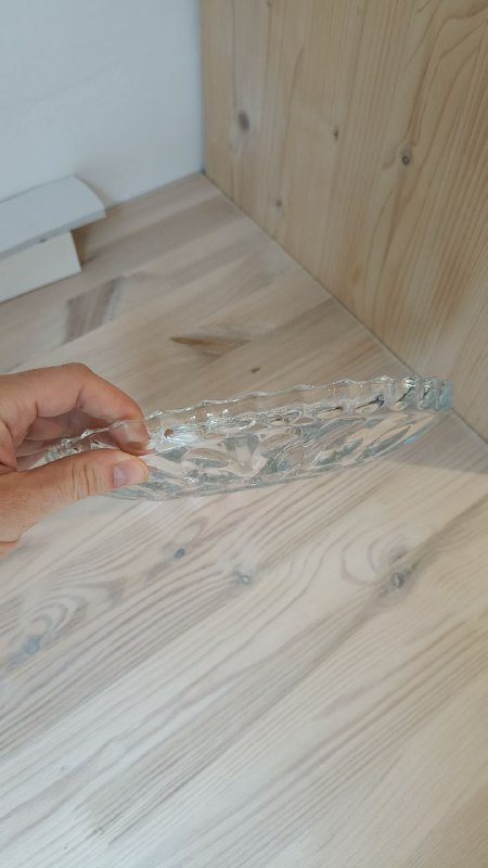 Фужеры под вино 6 шт, тарелка под закуски 4