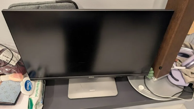 Dell U2520D, Dell U2515H Monitors 1