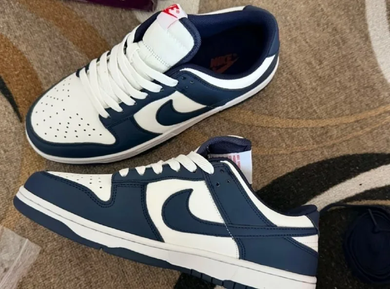 Новые кроссовки Nike 1