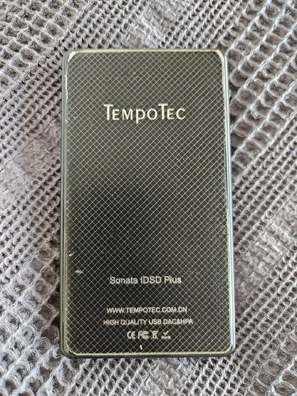 TempoTec Sonata iDSD Plus мобильный ЦАП 1