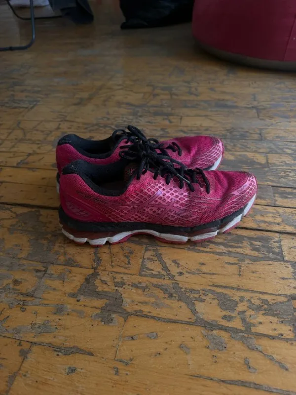 Кроссовки Asics 1