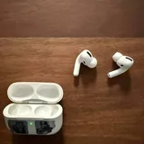 Apple AirPods Pro 1st Generation 2