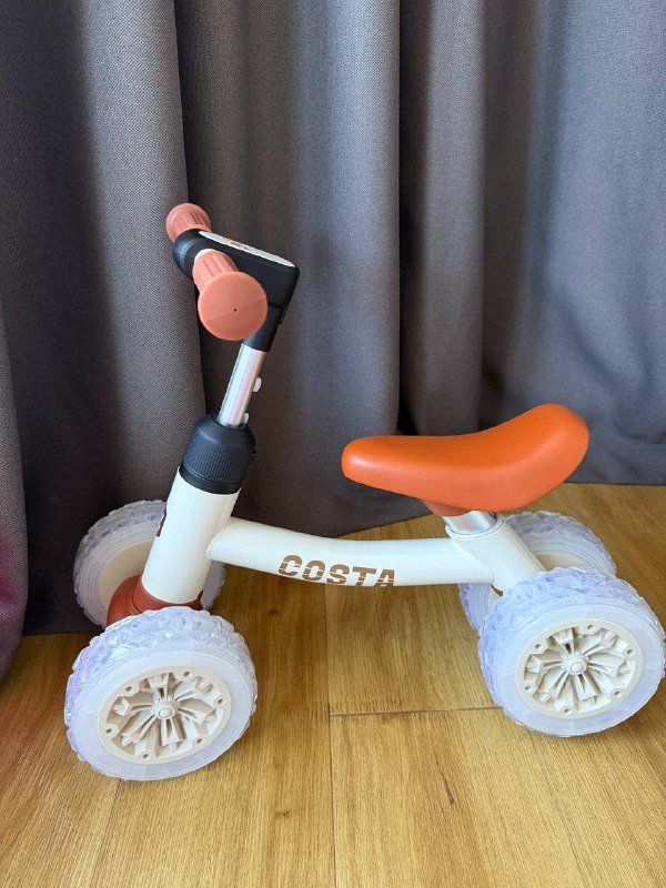 Толокар-беговел Costa для детей с игрушкой крокодил 2