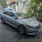 Volkswagen Jetta 2019 3