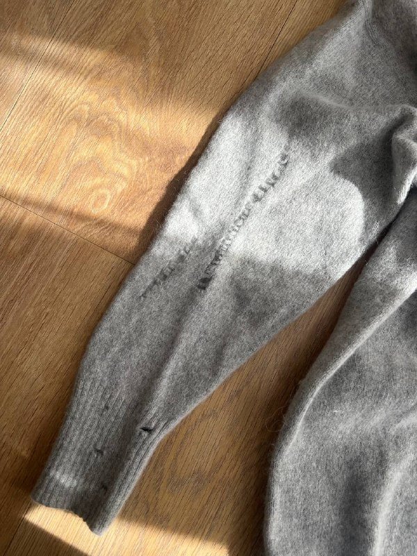 Свитер Diesel с эффектом дырок, 75% альпака, XS-S 3