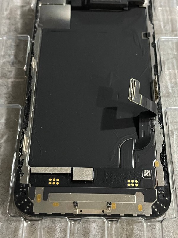 Оригинальный экран iPhone 12 mini с дефектом шлейфа 7