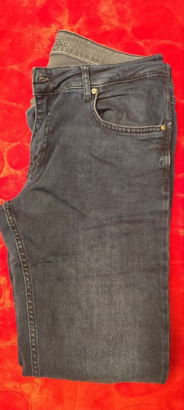 джинсы 4 пары, рубашка мужская 10