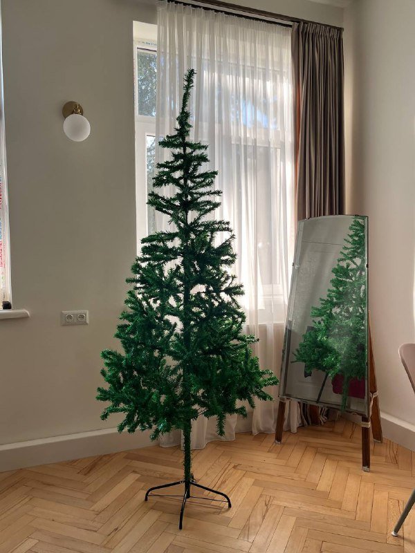 Искусственная ель 210 см