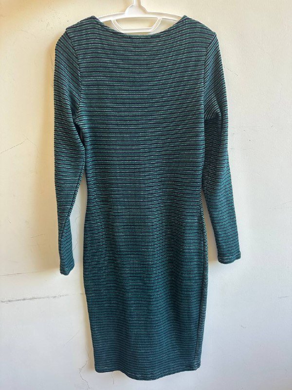 Платье Esprit из мягкого трикотажа синее с зеленым 2